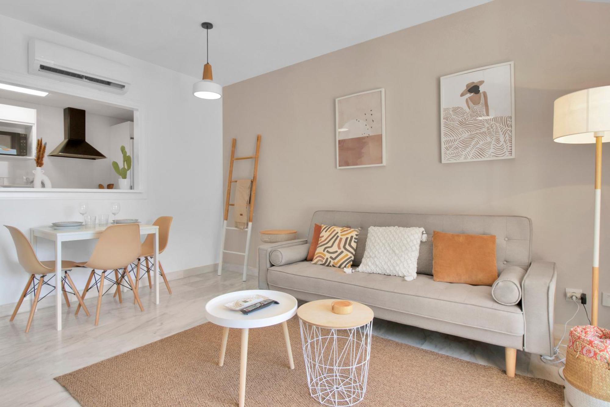 Coqueto Apartamento En El Corazon De Estilo Minimalista - Jacinto Benavente 16 4e Marbella
