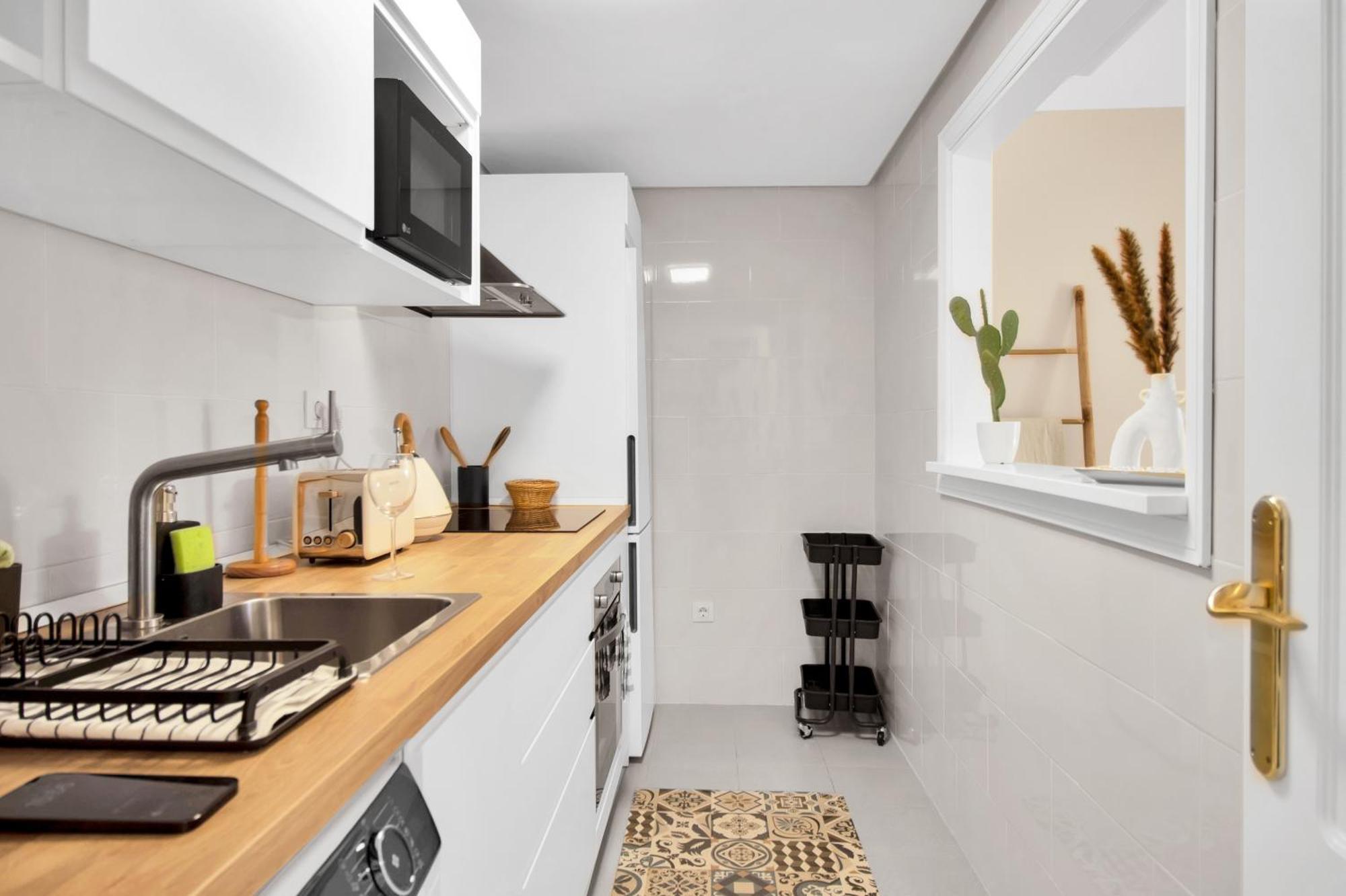 Apartment Coqueto Apartamento En El Corazon De Estilo Minimalista - Jacinto Benavente 16 4e *