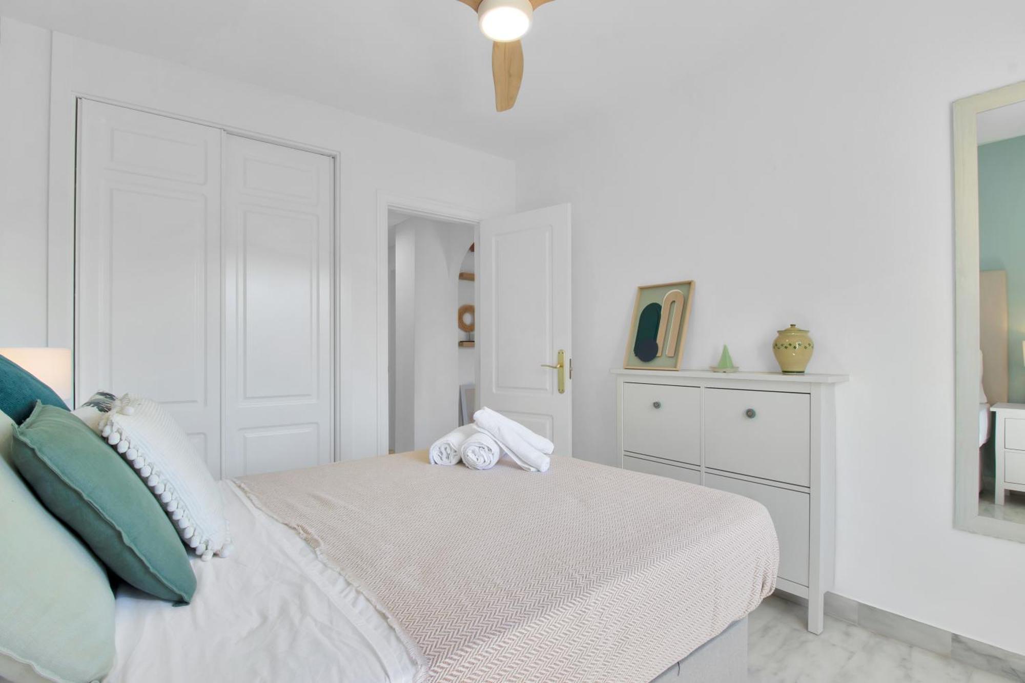 Coqueto Apartamento En El Corazon De Estilo Minimalista - Jacinto Benavente 16 4e